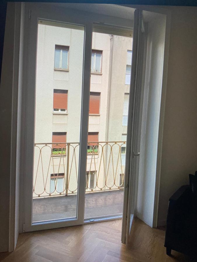 Milano: Incantevole Appartamento In Pieno Centro - Fancy Yellow Apartments エクステリア 写真